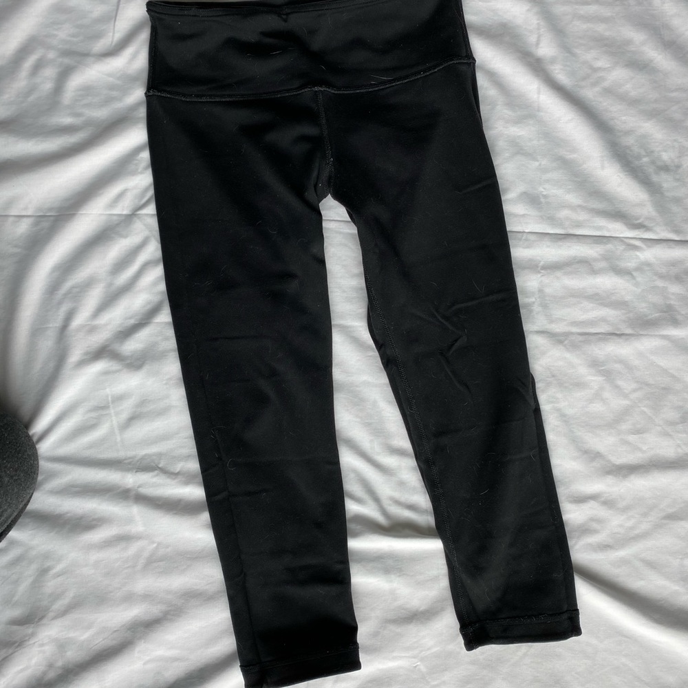 Lululemon reversible 3/4 leggings